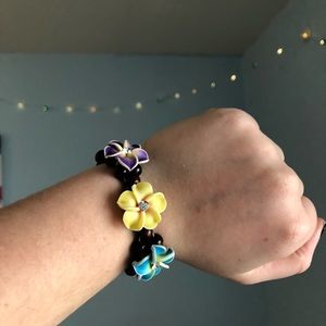 Flower bracelet